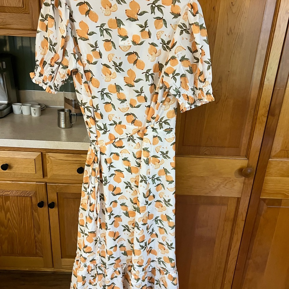 Floral Wrap Dress in Orange and White - Picture 3 of 3